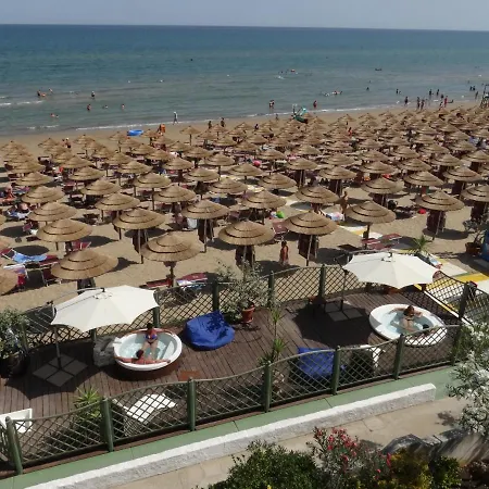 Lägenhet Casa Vacanza Lido Del Sole Rodi Garganico